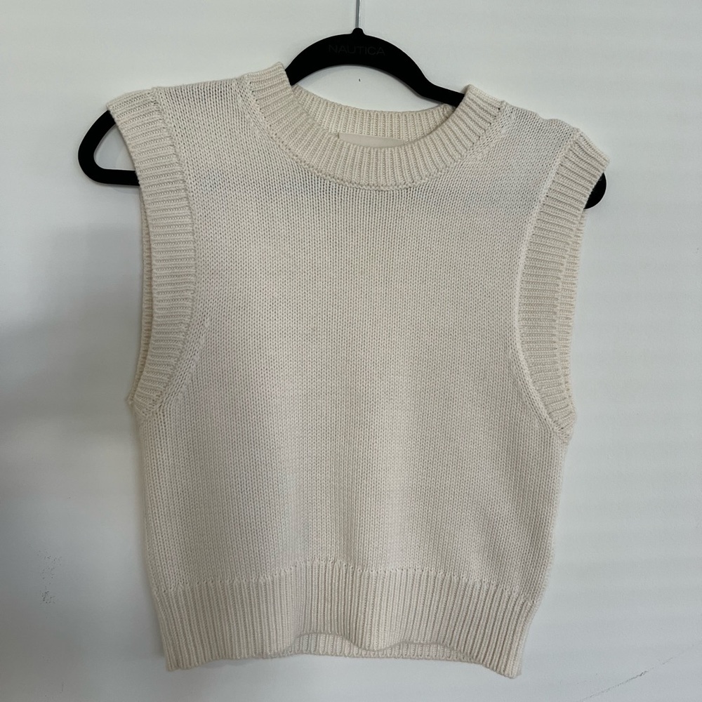Aritzia Alps Sweater Vest/ Tank